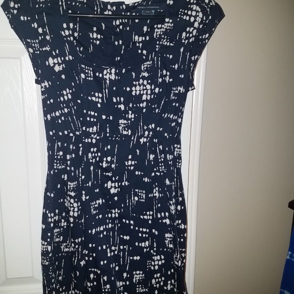 Navy blue scoop neck mini dress